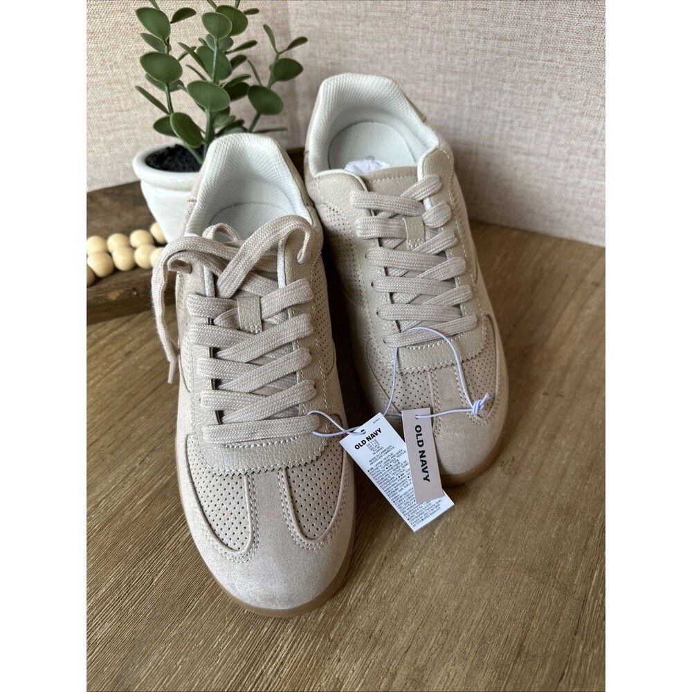 Old Navy Perforated Low Profile Lace Up Sneaker 7 1/2 Beige Tan Memory Foam NWT